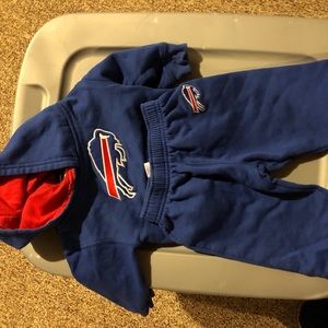 Buffalo Bill infant sweatpant and sweatshirt. 12m. Great condition